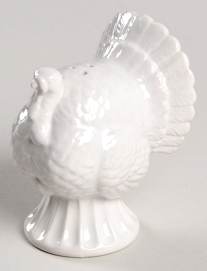 French Perle Scallop Figural Pepper Shaker by Lenox-1