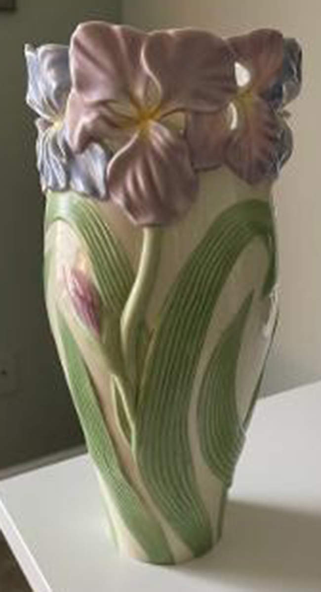 Iris Vase 9" Vase by Lenox-1