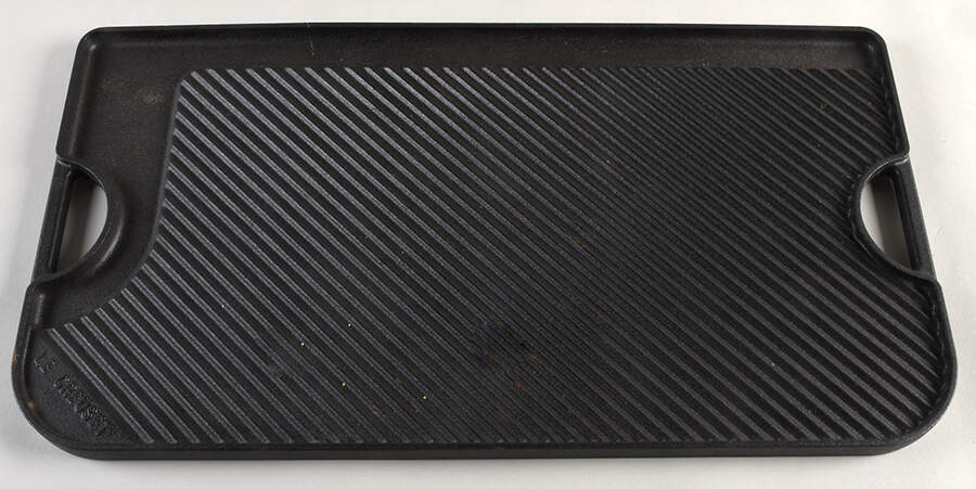 Licorice Reversible Case Iron Grill/Griddle by Le Creuset-1
