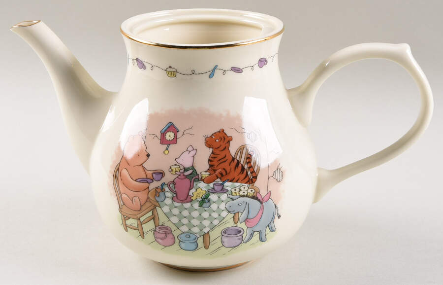 Pooh's Party Lid for Teapot by Lenox-1