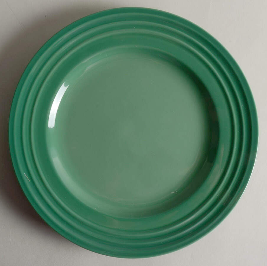 Medium Green Dinner Plate by Le Creuset-1