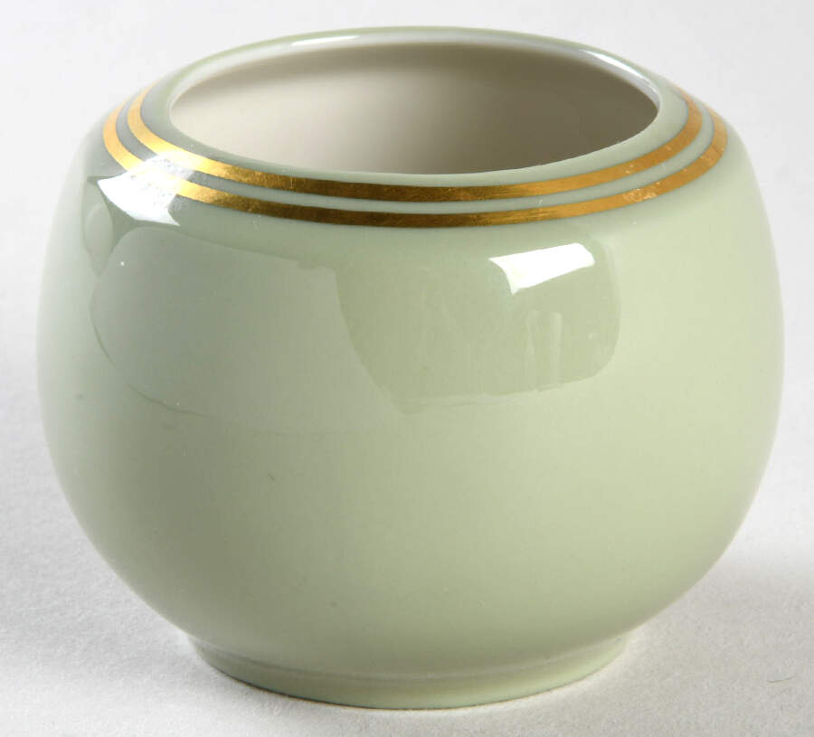 X-554 Cigarette Holder by Lenox-1