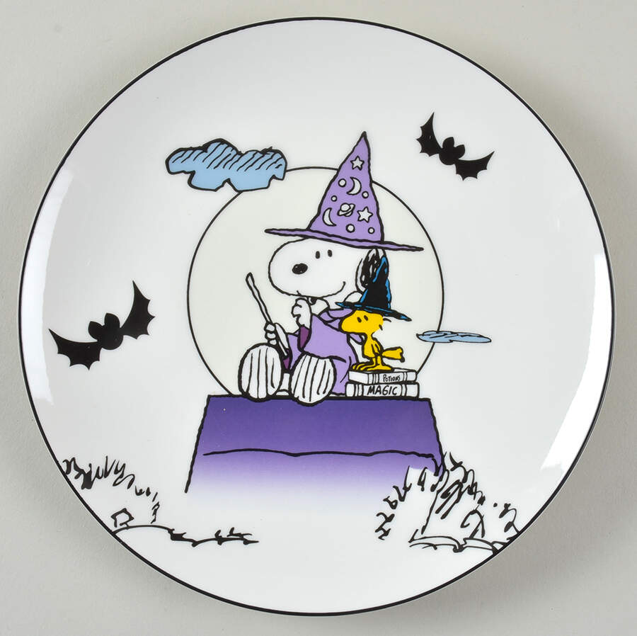 Snoopy the Great Pumpkin Salad/Dessert Plate by Lenox-1