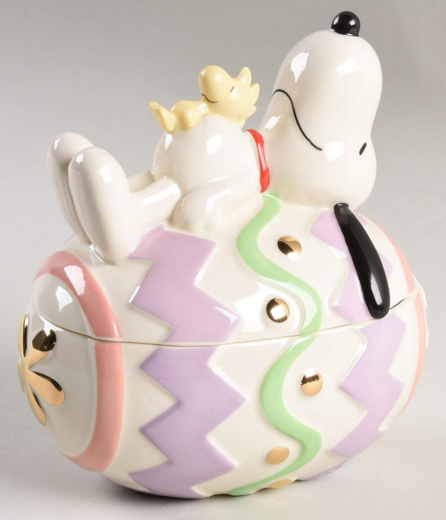 Snoopy Easter Figural Covered Dish by Lenox-1