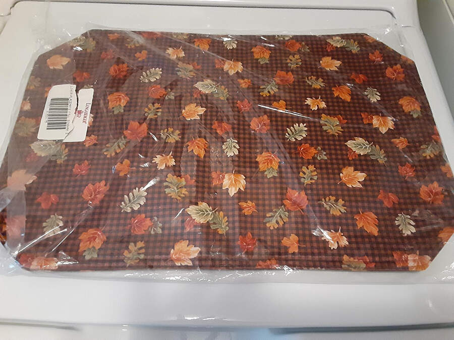 Table Linens & Accessories Cloth Placemat - Set of 2 by Longaberger-1