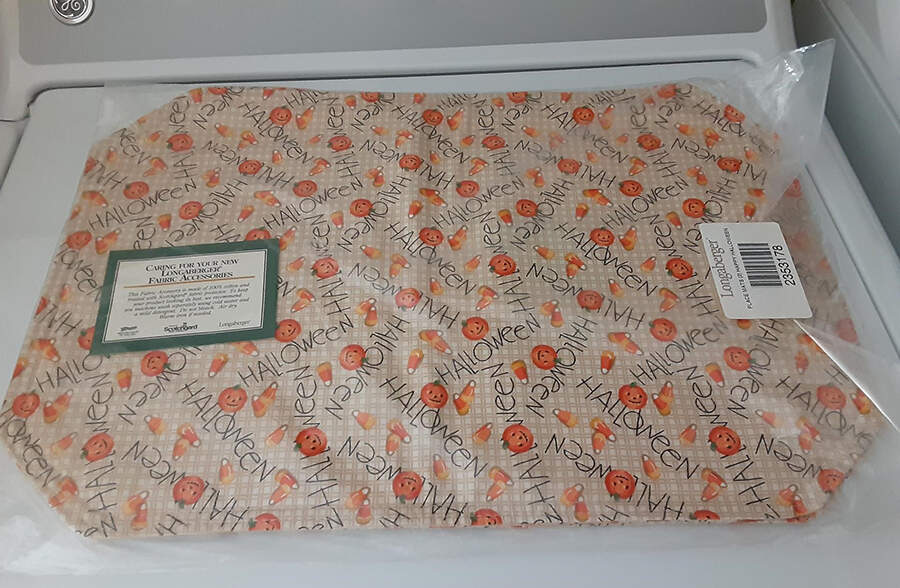 Table Linens & Accessories Cloth Placemat - Set of 2 by Longaberger-1