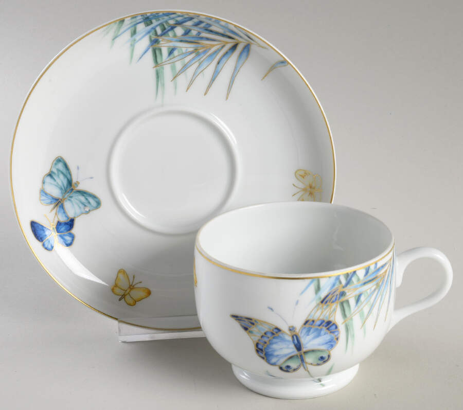 Papillons Footed Cup & Saucer Set by Lalique-1