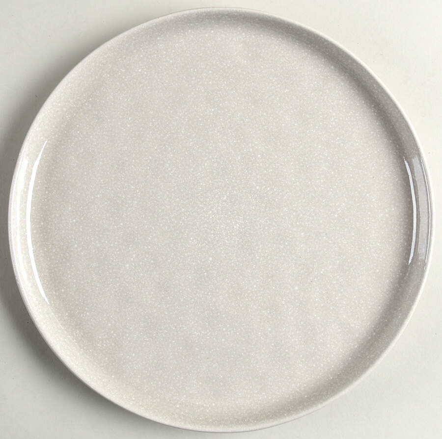 L2R17 Dinner Plate by La Rochelle-1