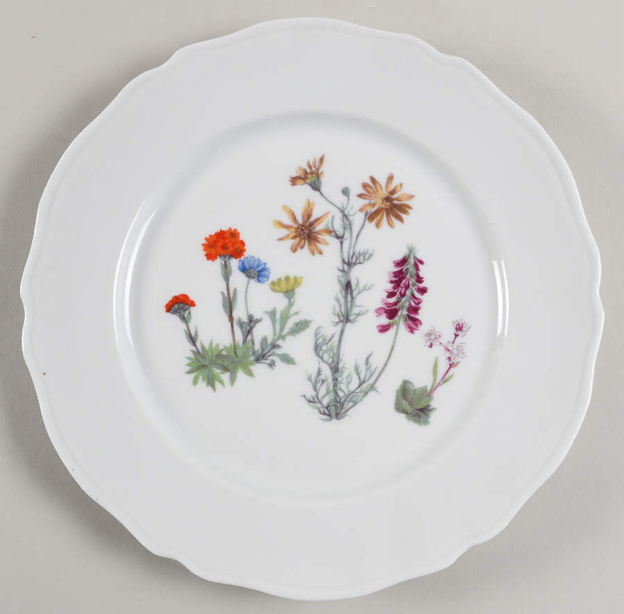 Wild Flower Dinner Plate by Louis Lourioux-1