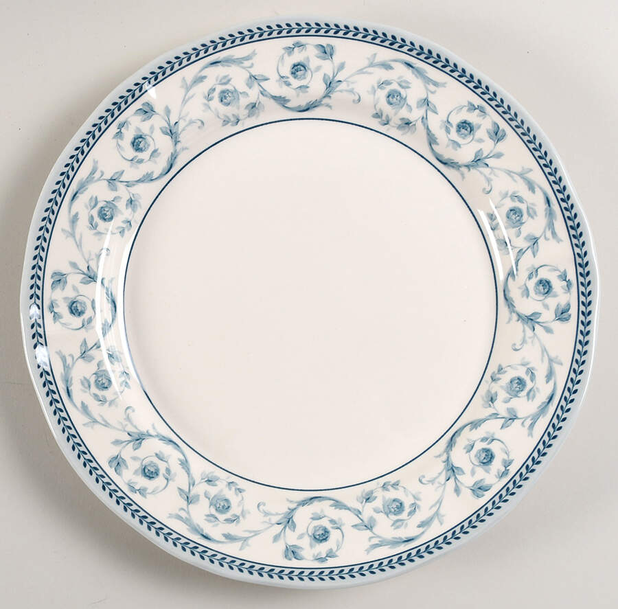 LE33 Dinner Plate by Legend (Britsh Heritage)-1