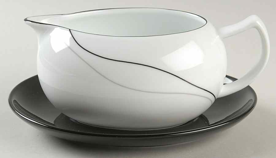 Threads Gravy Boat & Underplate by Mikasa-1