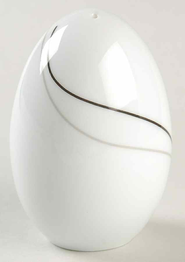 Threads Salt Shaker by Mikasa-1