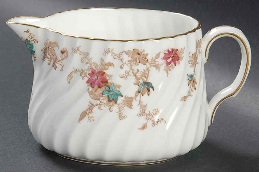 Ancestral (GLOBE BACKSTAMP) Creamer by Minton-1