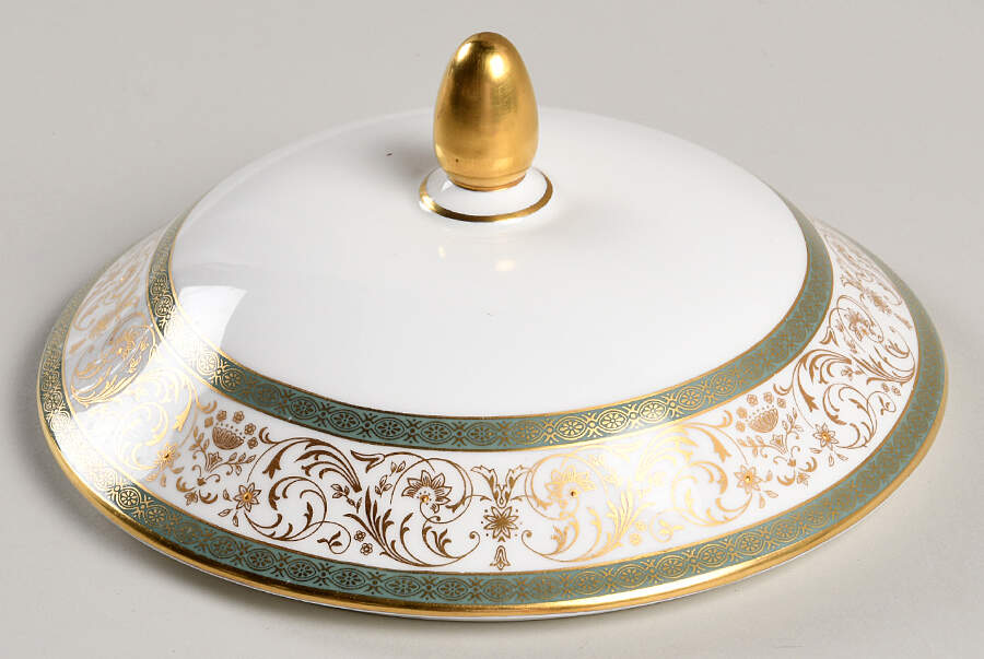 Aragon Lid for Round Vegetable by Minton-1