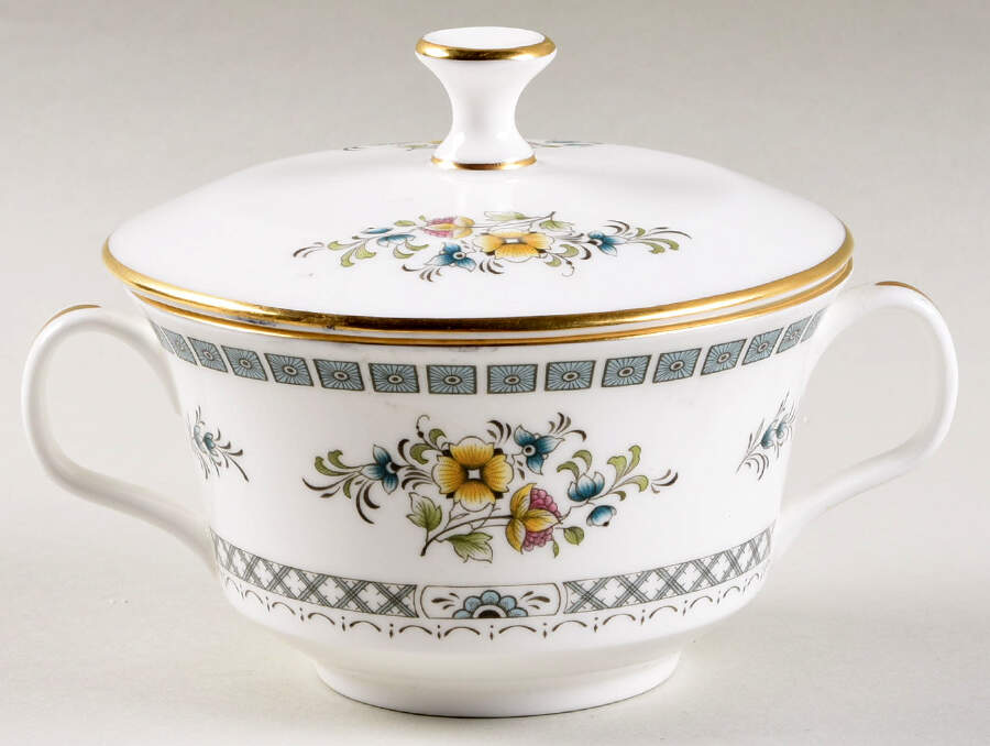 Avignon Sugar Bowl & Lid by Minton-1