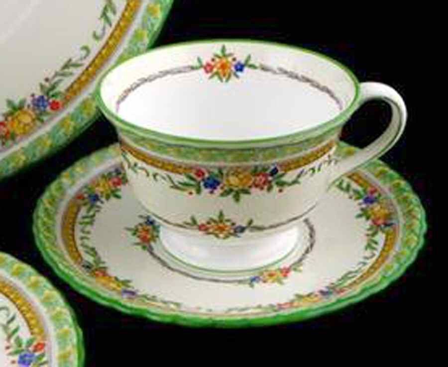 B1201 Footed Cup & Saucer Set by Minton-1