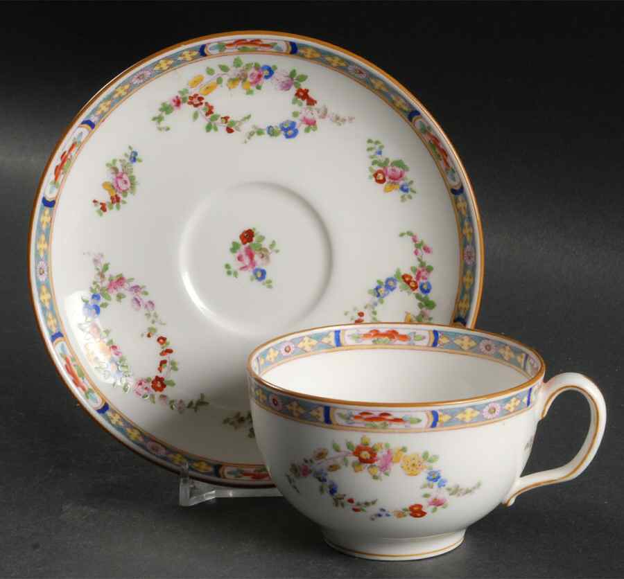 B806 Flat Cup & Saucer Set by Minton-1