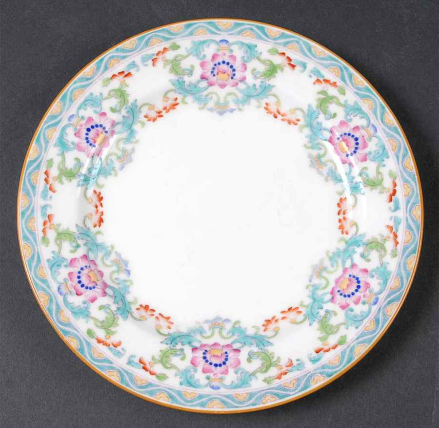 B833 Coupe Salad Plate by Minton-1