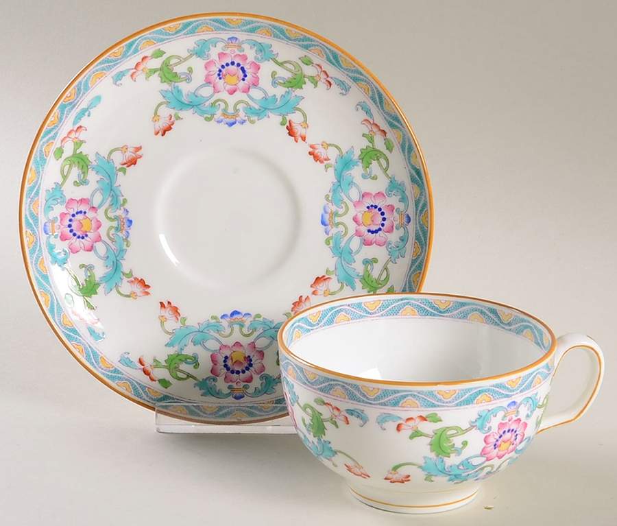 B833 Oversized Cup & Saucer Set by Minton-1
