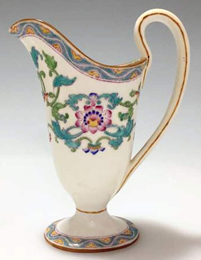 B833 Creamer by Minton-1