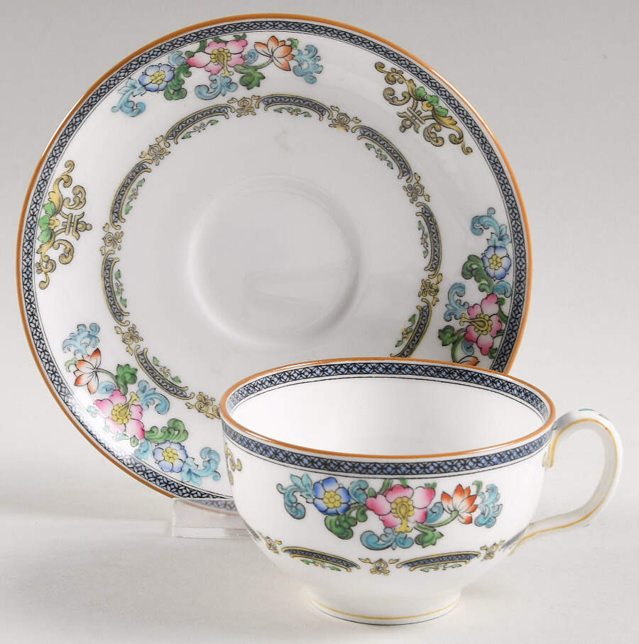 B898 (Smooth Edge) Flat Cup & Saucer Set by Minton-1
