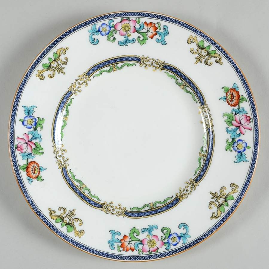 B898 (Smooth Edge) Luncheon Plate by Minton-1