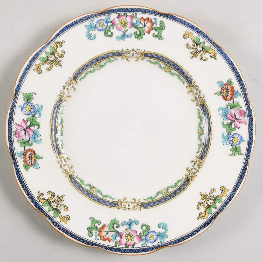 B898 (Scalloped) Luncheon Plate by Minton-1