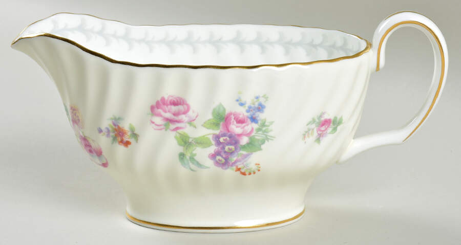 Bala Gravy Boat by Minton-1