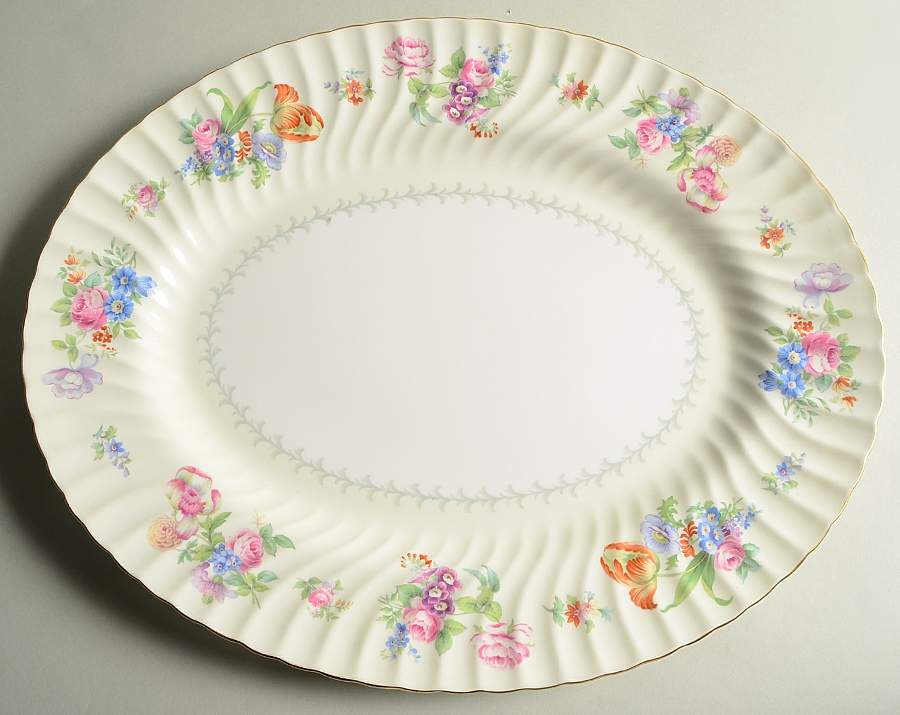 Bala 18" Oval Serving Platter by Minton-1