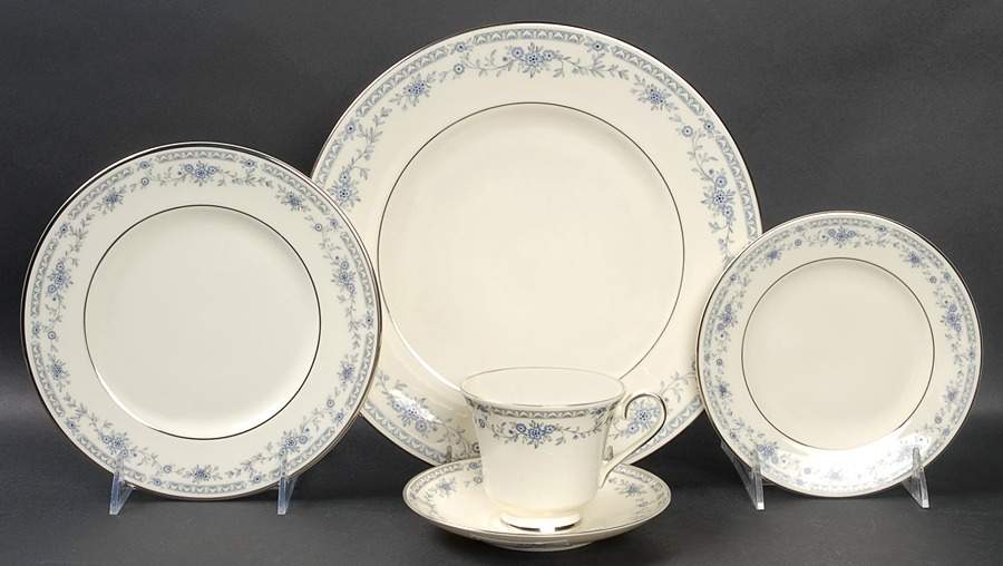 Bellemeade 40 Piece Set by Minton-1