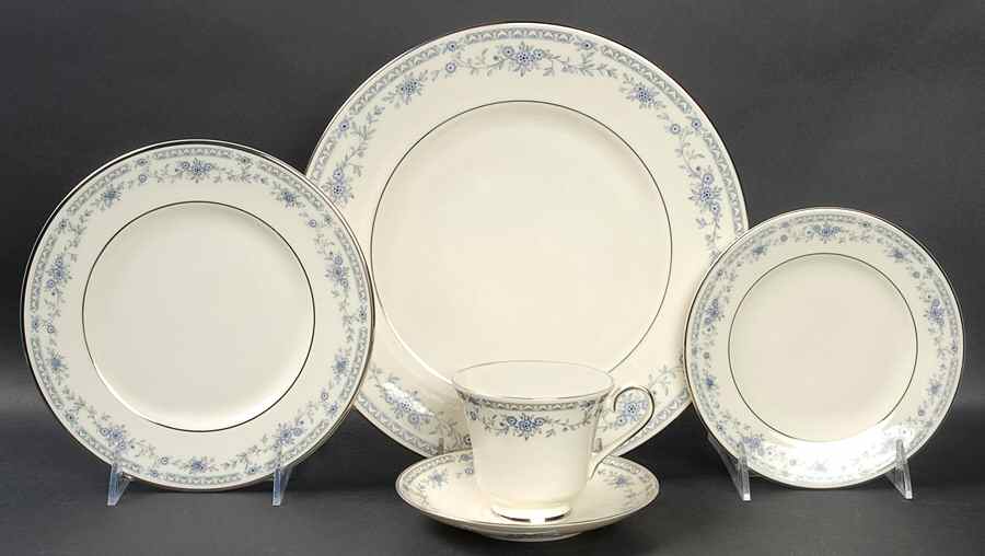 Bellemeade 5 Piece Place Setting by Minton-1