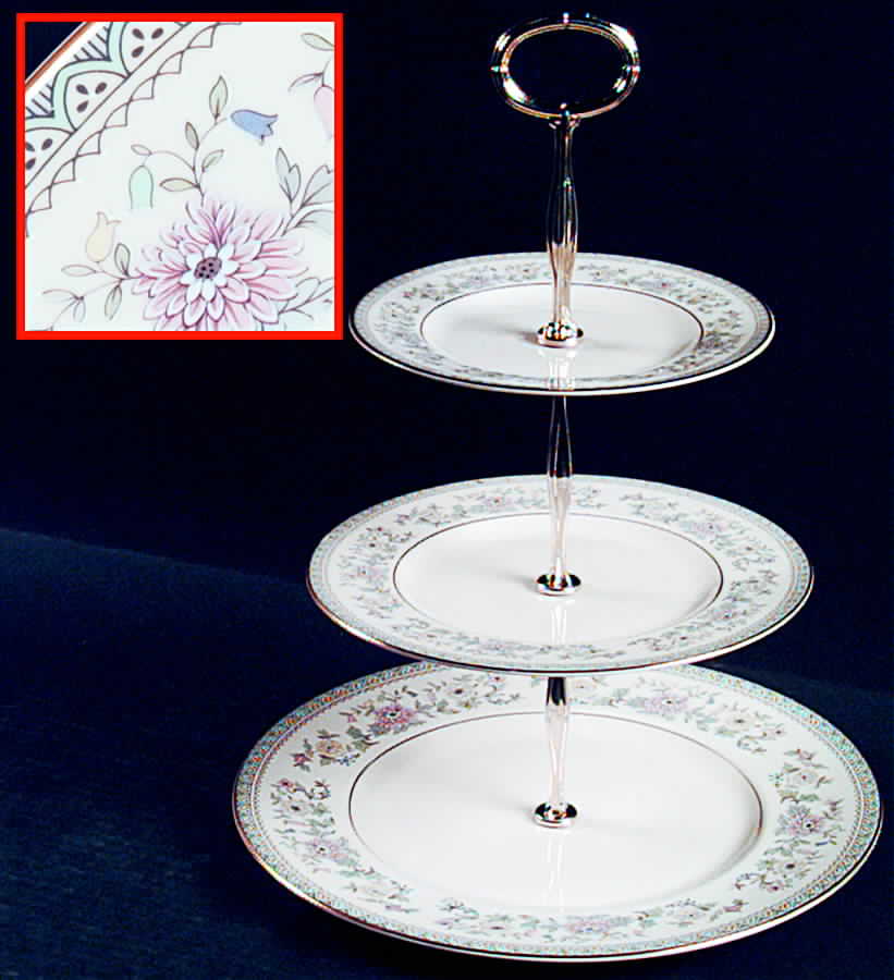 Bordeaux 13 7/8"-14 1/4" 3-Tiered Serving Tray(DP,SP,BB) HC by Minton-1