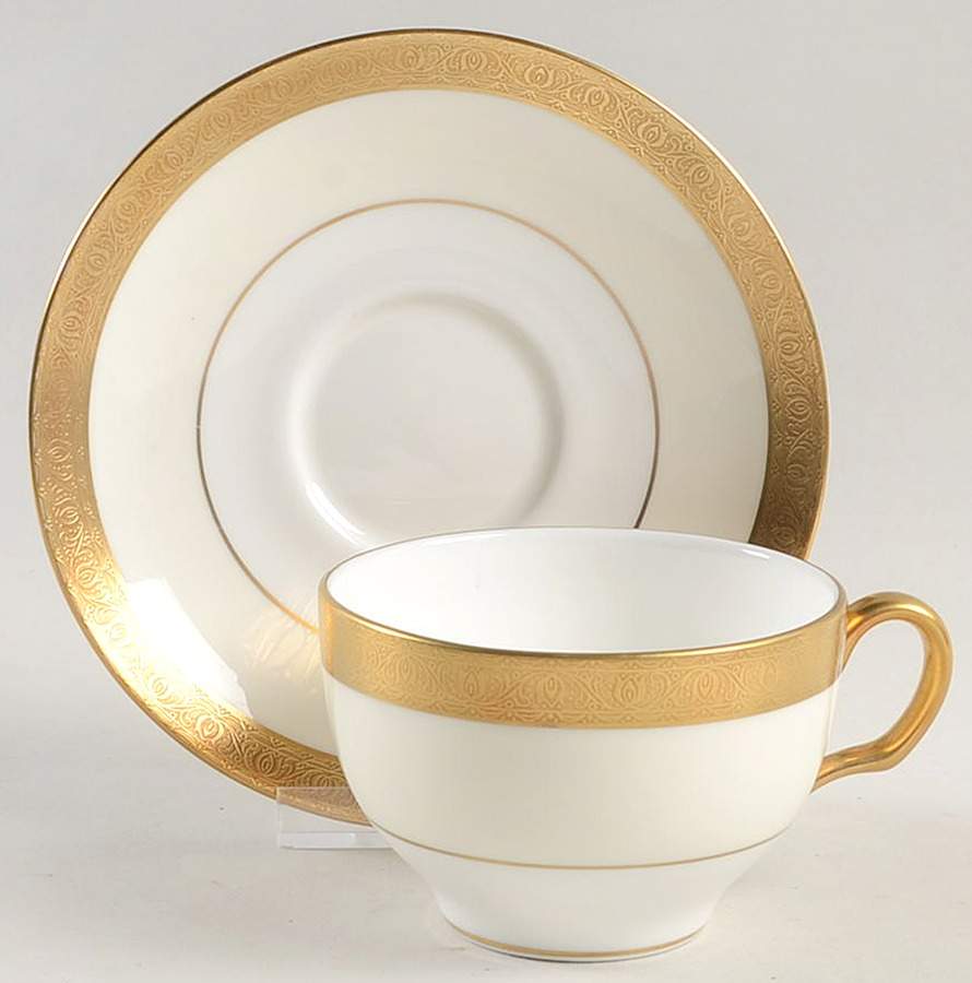 Buckingham Footed Cup & Saucer Set by Minton-1