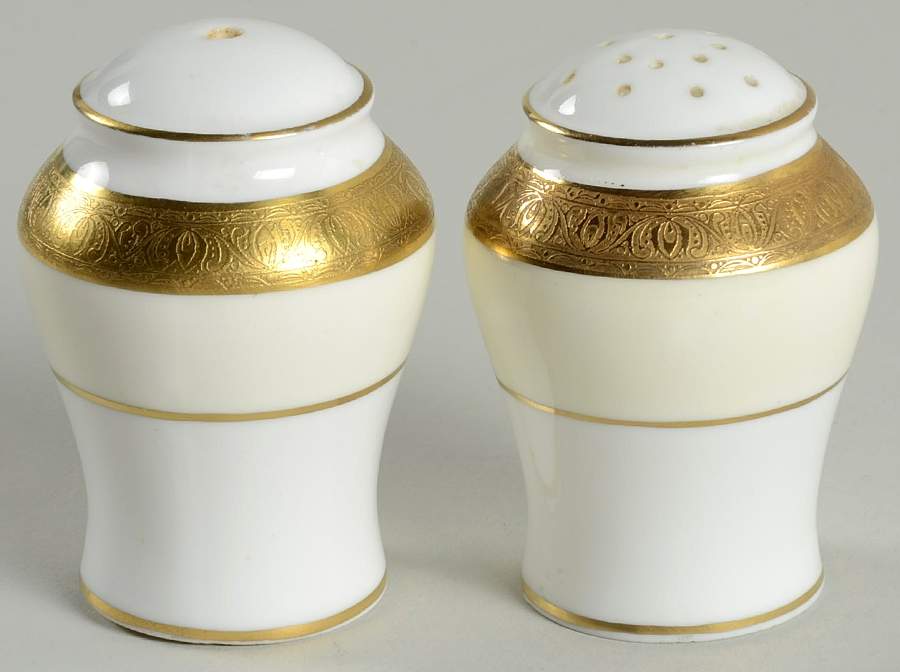 Buckingham Salt & Pepper Set by Minton-1