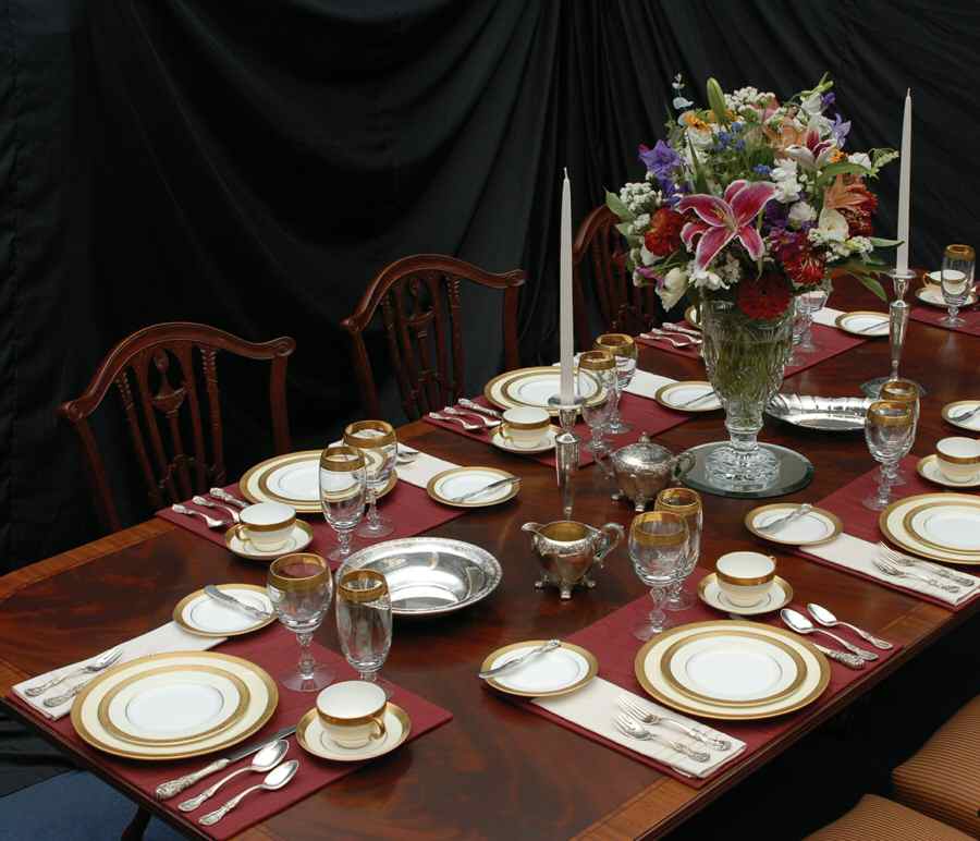 Buckingham 40 Piece Estate Set by Minton-1