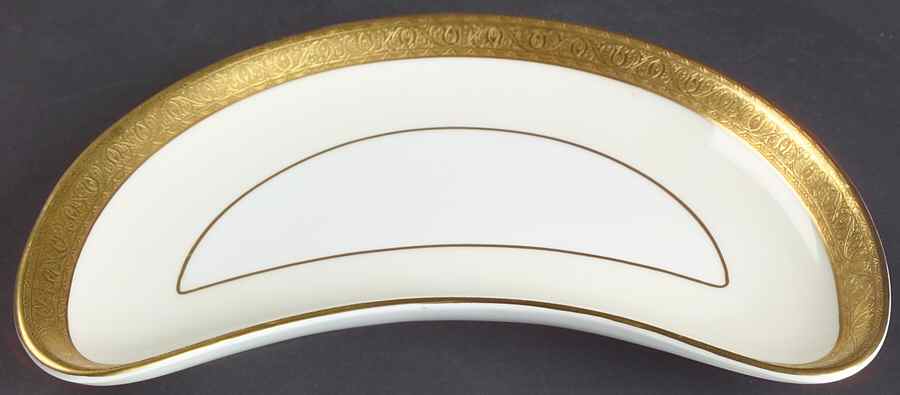 Buckingham Crescent Salad Plate by Minton-1