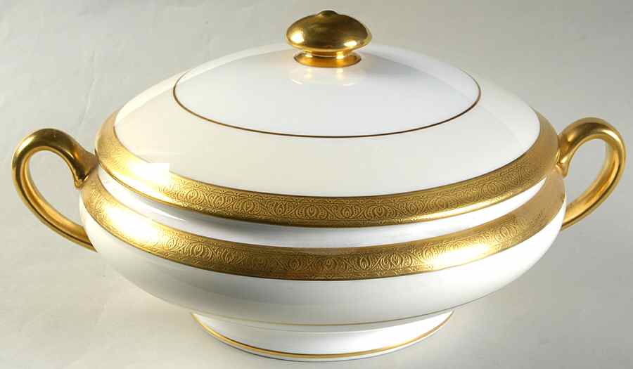Buckingham Round Covered Vegetable by Minton-1