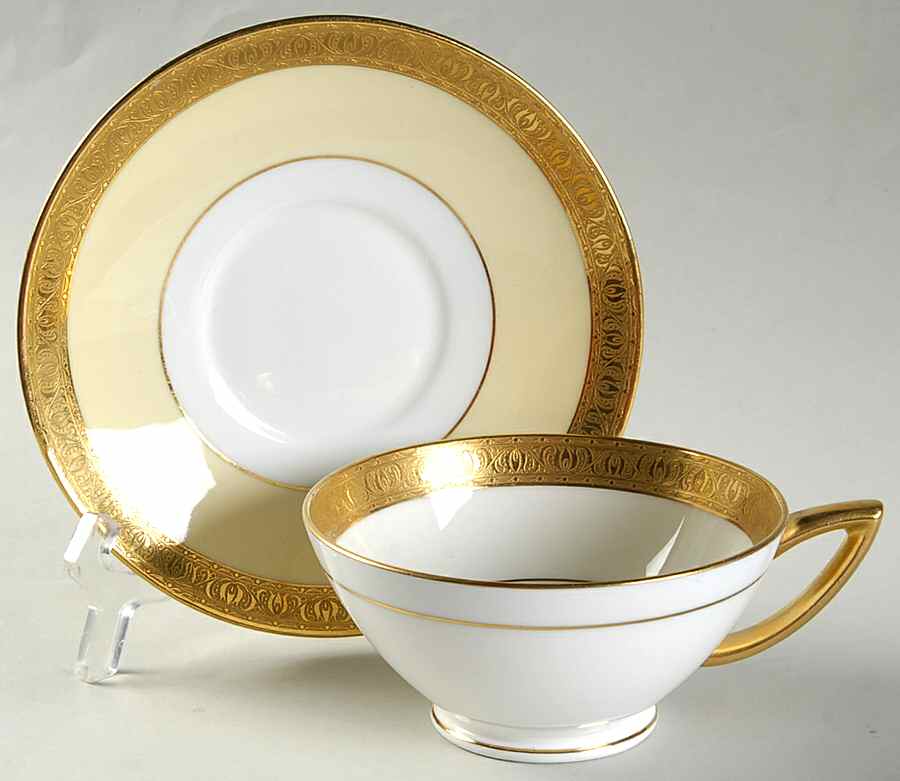 Buckingham Footed Cup & Saucer Set by Minton-1