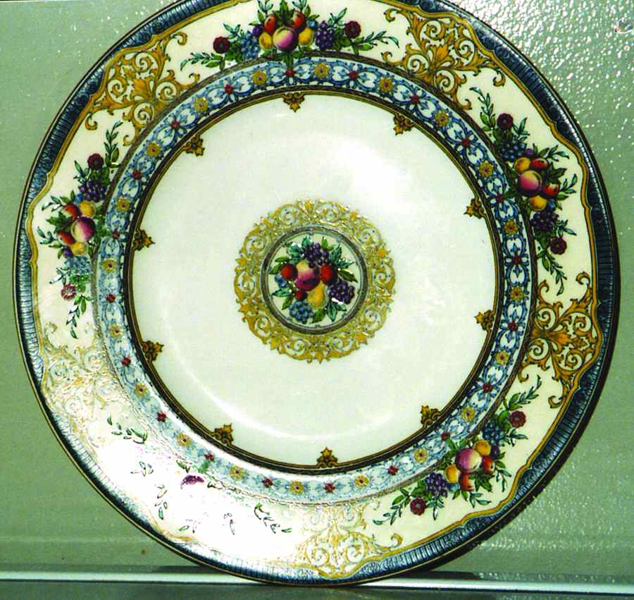 Buckingham Dinner Plate by Minton-1