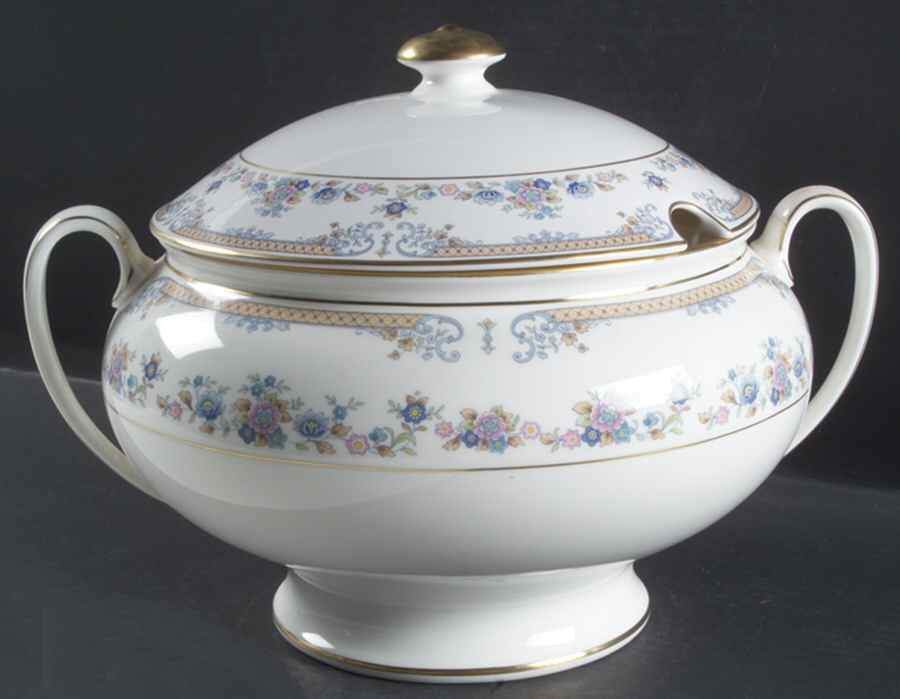 Byron (Blue Flowers) Tureen &  Lid by Minton-1