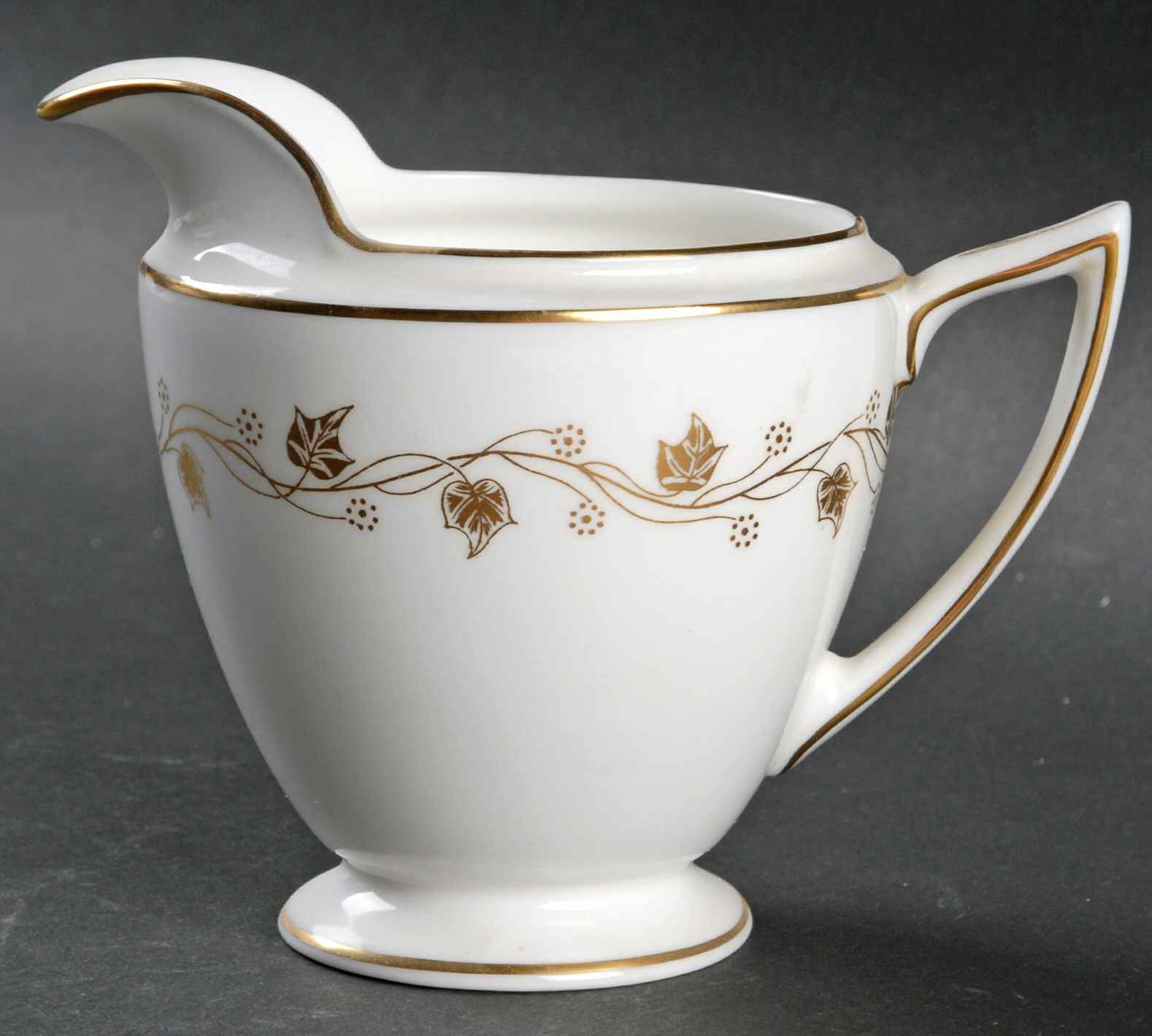 Carlisle Creamer by Minton-1