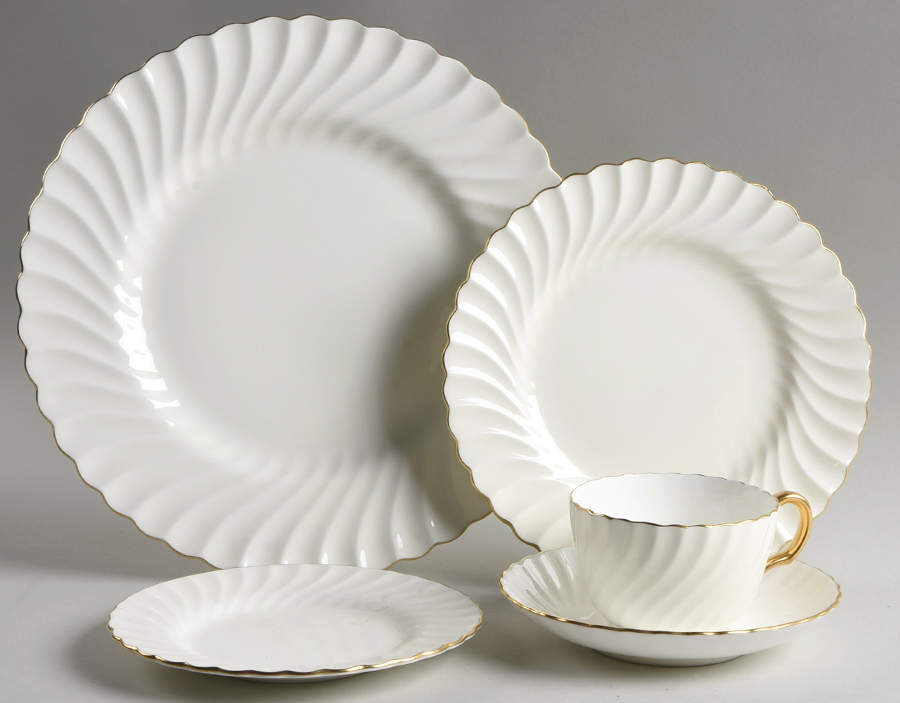 Clifton (Gold Trim) 5 Piece Place Setting by Minton-1
