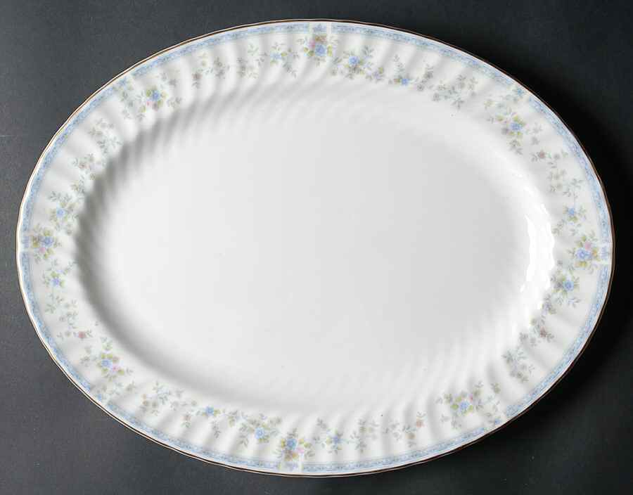 Cliveden 16" Oval Serving Platter by Minton-1