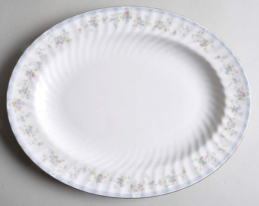 Cliveden 13" Oval Serving Platter by Minton-1