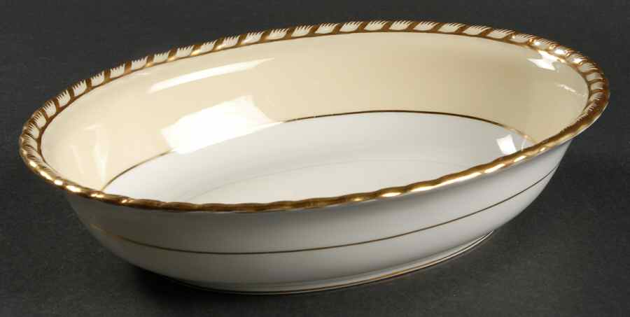 Commodore 9" Oval Vegetable Bowl by Minton-1