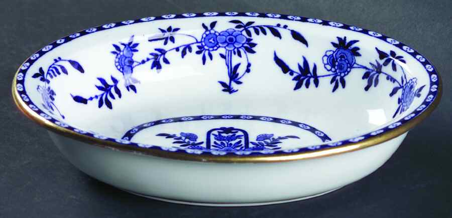 Delft Blue (Gold Trim) 7" Oval Vegetable Bowl by Minton-1