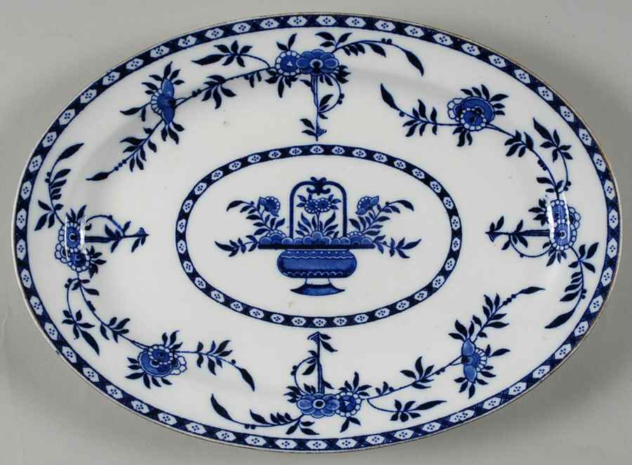 Delft Blue (Gold Trim) 13" Oval Serving Platter by Minton-1