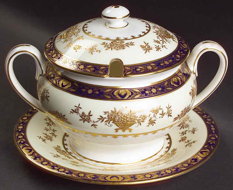 Dynasty Cobalt Sauce Boat & Lid with Underplate by Minton-1