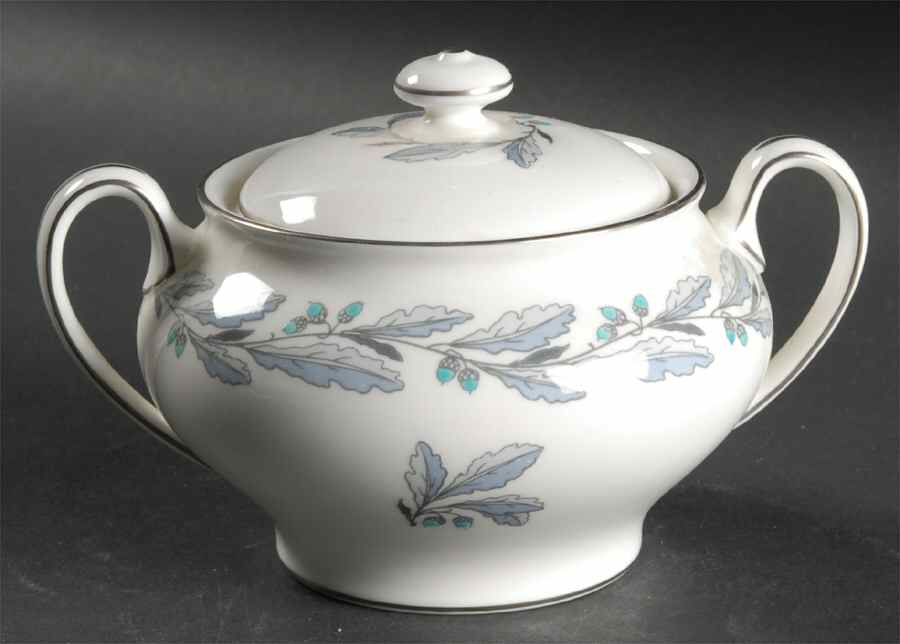 Elizabethan Oak (Blue Gray, #S641) Sugar Bowl & Lid by Minton-1