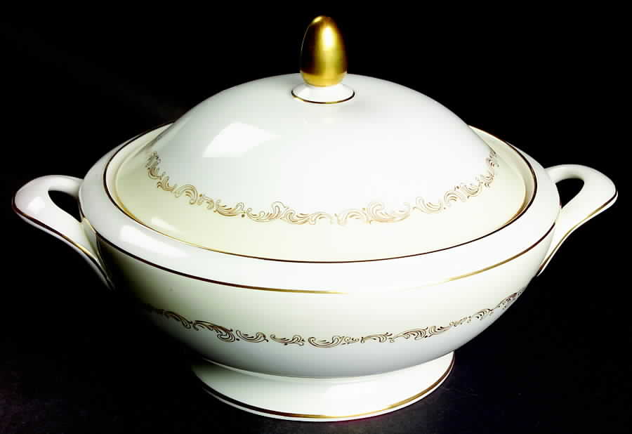 Felicity Round Covered Vegetable by Minton-1